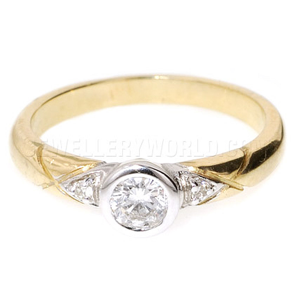 Diamond 9ct Gold Rubover Solitaire with Single Stone Shoulders - Jewellery World Online